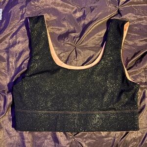 Reversible sports bra